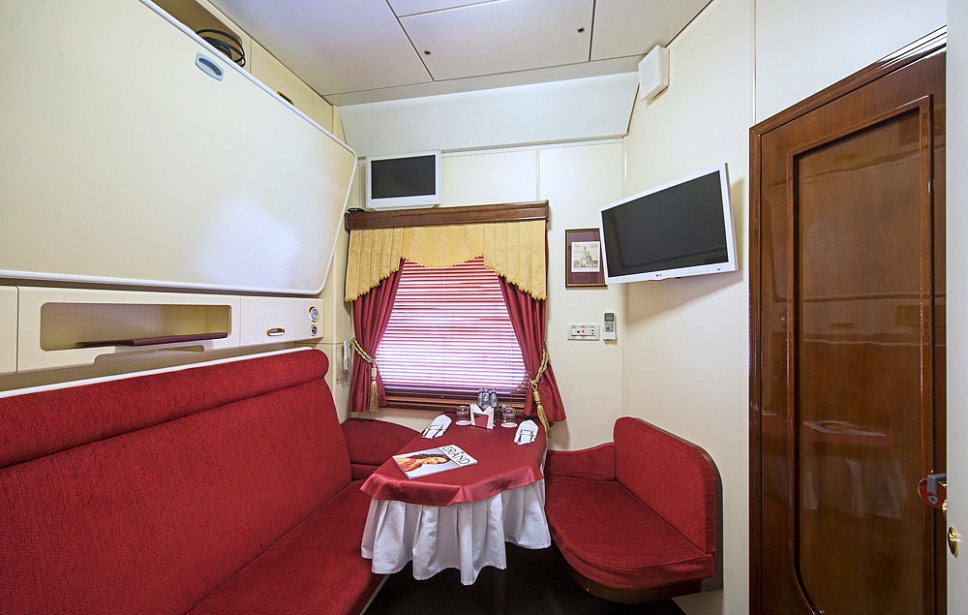 Grand deluxe compartment