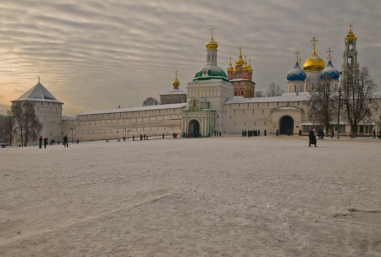 Sergiev Posad is located along the first kilometers of Trassib.
