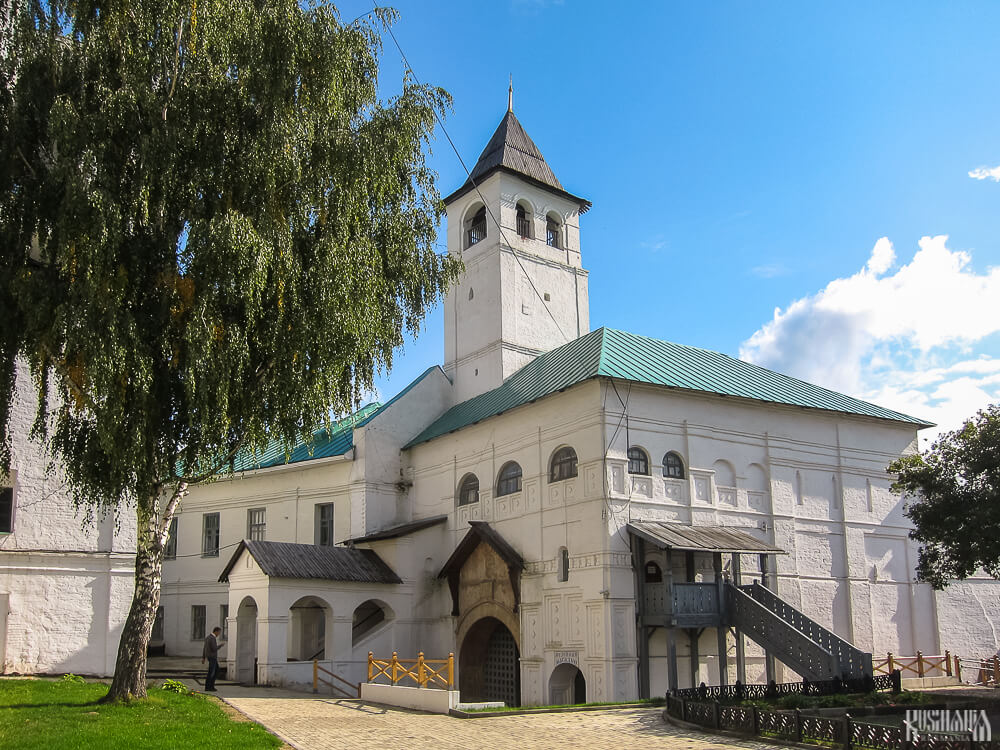 Spaso-Preobrazhensky Monastery - Yaroslavl