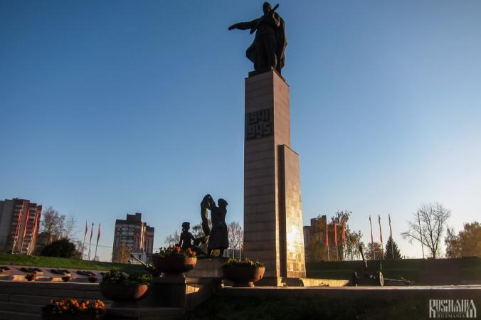 Monument to Heroes of the Frontline and Home Front 
