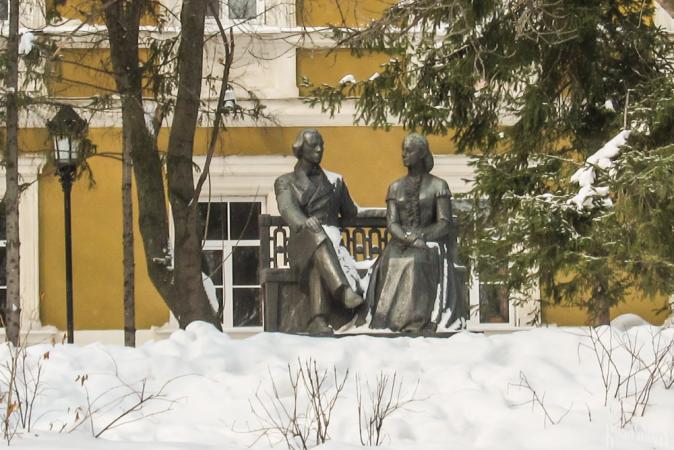 Ilya and Maria Ulyanov Monument (March 2012)