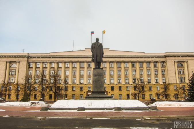 Vladimir Lenin Monument (March 2011)