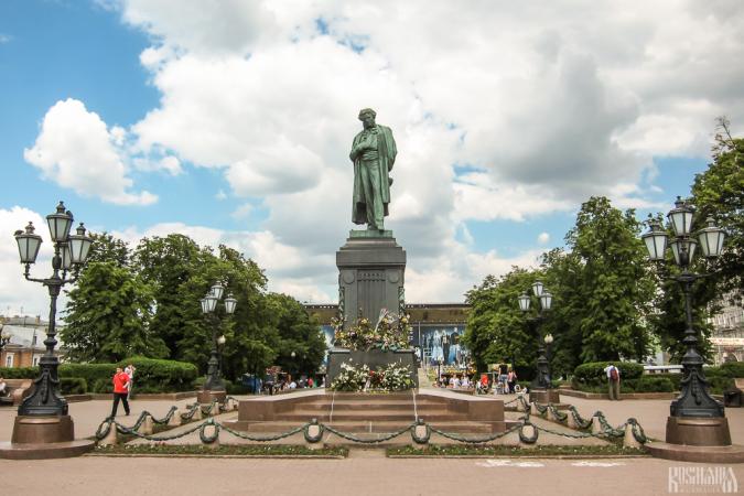 Aleksandr Pushkin Monument (June 2011)