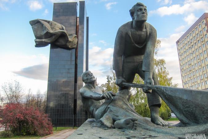 Monument to the Warriors of the 1905 Revolution 
