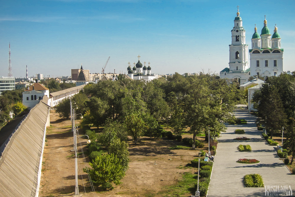 Astrakhan Kremlin (October 2010)