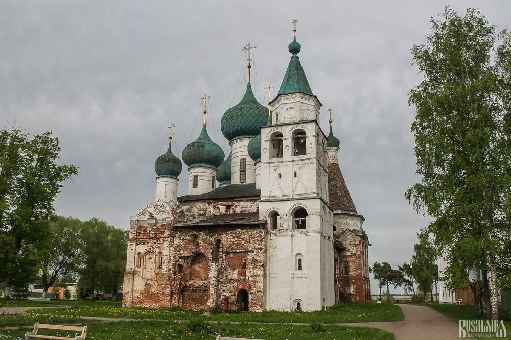 Epiphany Cathedral, Avraamiev Bogoyavlensky Monastery (May 2013)