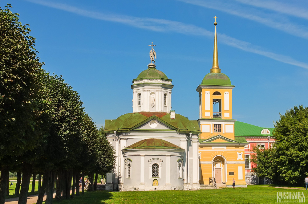 Merciful Christ Church, Kuskovo Estate (August 2013)