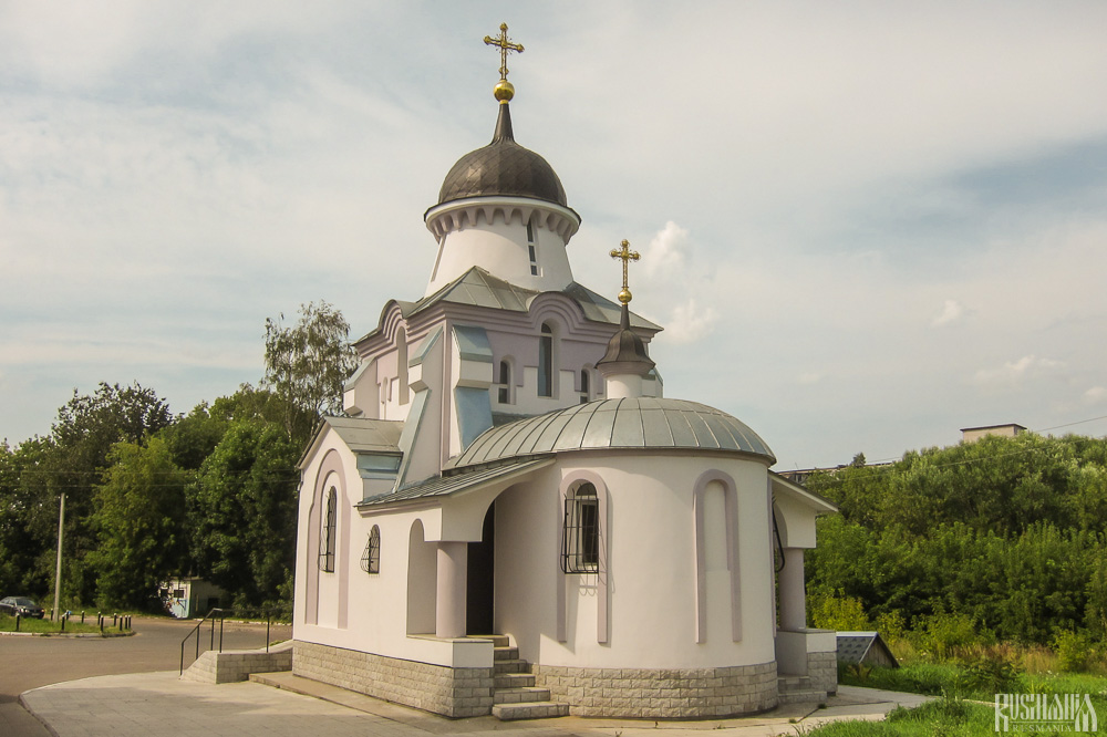 Tsarist Passion-Bearers' Church, Khristorozhdestvensky Convent (August 2012)