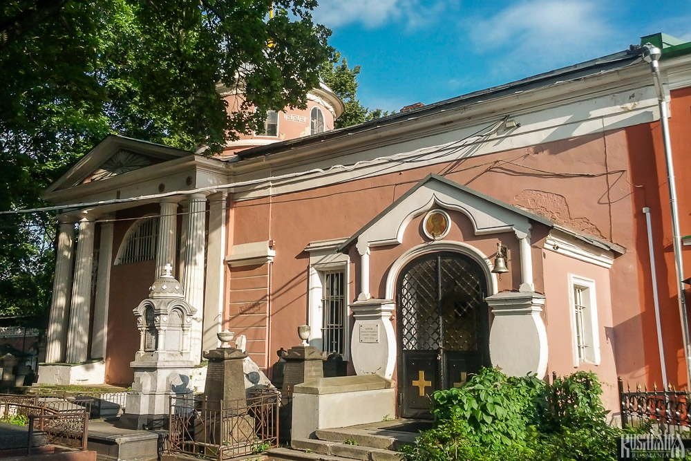 Archangel Michael's Church, Donskoy Monastery (July 2013)