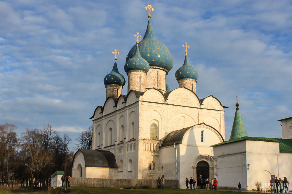 Nativity of Virgin Mary Cathedral, Suzdal Kremlin (November 2008)