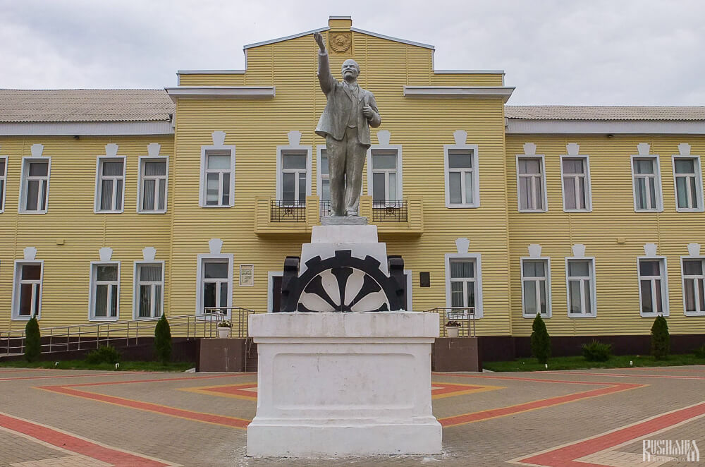 Lenin Monument, Liski