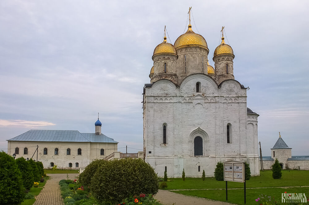 Luzhetsky Monastery - Mozhaisk