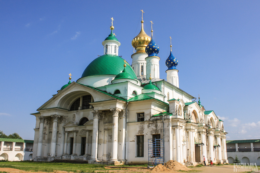 Conception of Anna Church and St Jacob of Rostov's Church, Spaso-Yakovlevsky Monastery (June 2009)