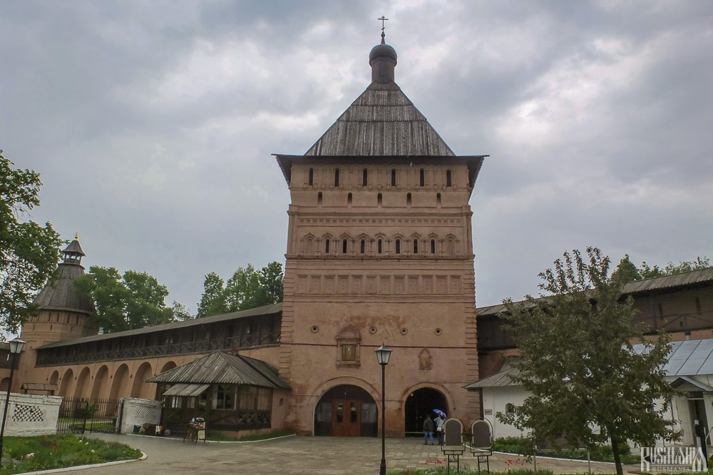 Entrance Tower, Spaso-Yevfimiev Monastery (May 2013)