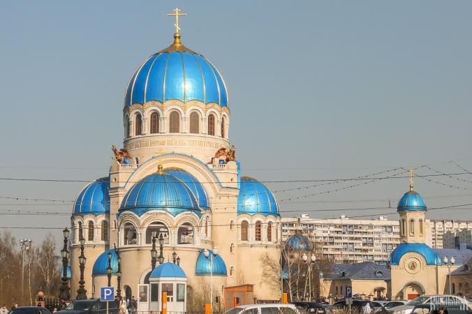 Trinity Churches at Borisovskie Ponds (April 2014)