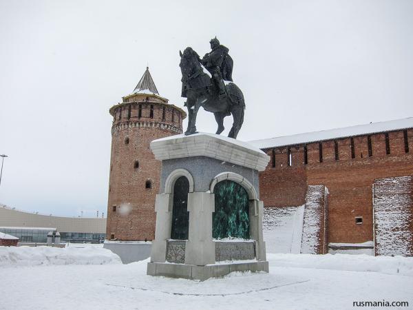 Dmitri Donskoy Monument (February 2012)