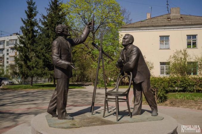 Meeting of Konstantin Tsiolkovsky and Sergey Korolev Monument
