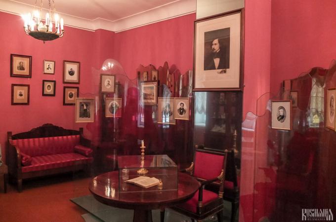Nikolai Gogol House-Museum (July 2013)
