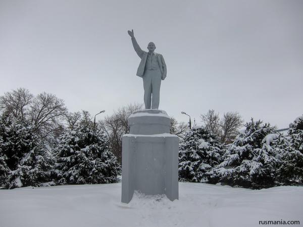 Vladimir Lenin Monument (February 2012)
