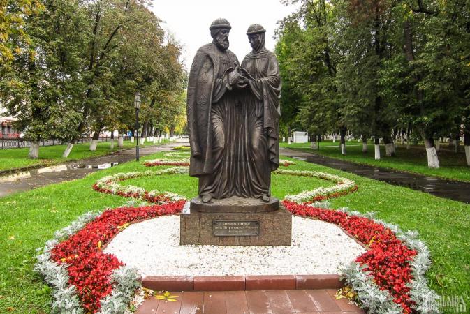 Ss Peter and Fevronia of Murom Monument (June 2009)
