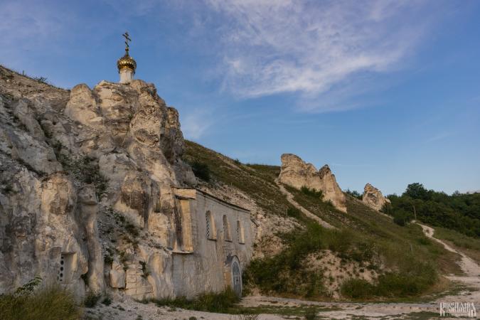 Divnogorsky Uspensky Cave-Monastery 